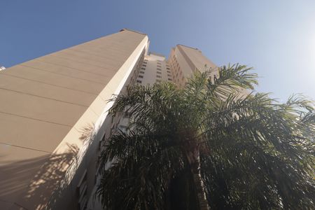 Apartamento à venda com 78m², 3 quartos e 2 vagasFachada