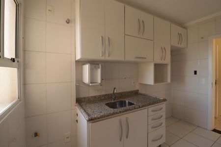 Apartamento à venda com 78m², 3 quartos e 2 vagasCozinha e Área de Serviço