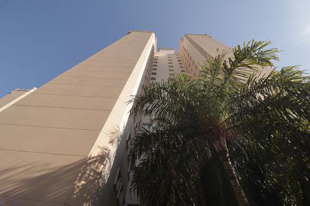 Apartamento à venda com 78m², 3 quartos e 2 vagasFachada