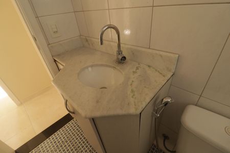 Apartamento à venda com 78m², 3 quartos e 2 vagasBanheiro Social