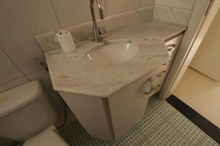 Apartamento à venda com 78m², 3 quartos e 2 vagasBanheiro da Suíte