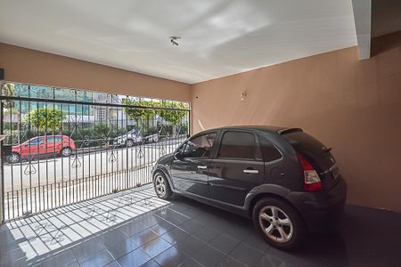 Casa à venda com 176m², 3 quartos e 2 vagasGaragem