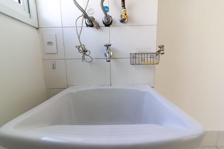 Apartamento à venda com 80m², 3 quartos e 2 vagas Apartamento à venda com 80m², 3 quartos e 2 vagasÁrea de Serviço