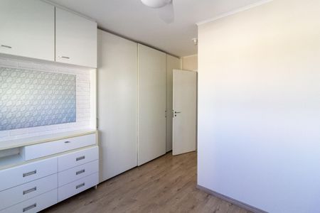 Apartamento à venda com 80m², 3 quartos e 2 vagas Apartamento à venda com 80m², 3 quartos e 2 vagas Suíte