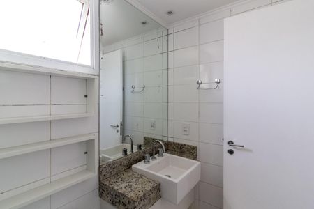 Apartamento à venda com 80m², 3 quartos e 2 vagas Apartamento à venda com 80m², 3 quartos e 2 vagasBanheiro da Suíte