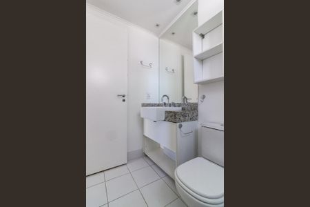 Apartamento à venda com 80m², 3 quartos e 2 vagas Apartamento à venda com 80m², 3 quartos e 2 vagasBanheiro Social