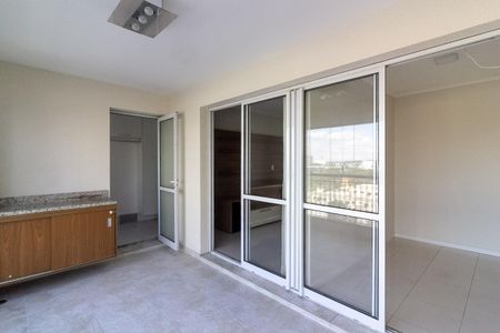 Apartamento à venda com 80m², 3 quartos e 2 vagas Apartamento à venda com 80m², 3 quartos e 2 vagasVaranda