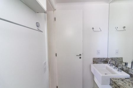 Apartamento à venda com 80m², 3 quartos e 2 vagas Apartamento à venda com 80m², 3 quartos e 2 vagasBanheiro Social