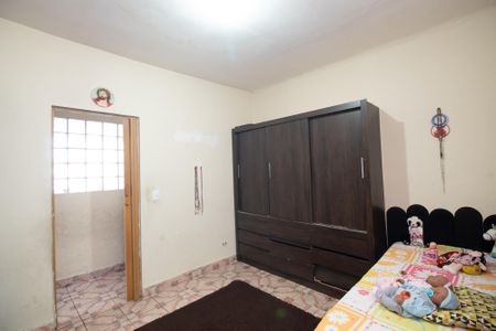 Casa à venda com 500m², 5 quartos e 2 vagasQuarto 2