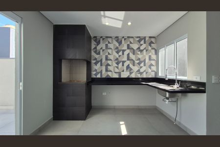 Casa à venda com 140m², 3 quartos e 2 vagasCobertura