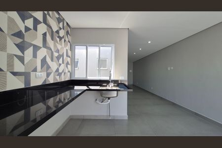 Casa à venda com 140m², 3 quartos e 2 vagasCobertura