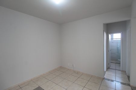 Sala de apartamento para alugar com 2 quartos, 50m² em Felixlândia (justinópolis), Ribeirão das Neves