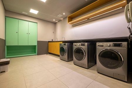 Studio para alugar com 37m², 1 quarto e 1 vaga Studio para alugar com 37m², 1 quarto e 1 vagaLavanderia