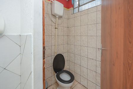 Casa à venda com 500m², 2 quartos e 3 vagas Casa à venda com 500m², 2 quartos e 3 vagasBanheiro de Serviço