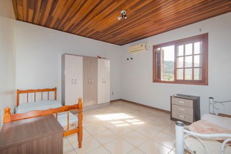 Casa à venda com 870m², 3 quartos e 6 vagas Casa à venda com 870m², 3 quartos e 6 vagasQuarto 2