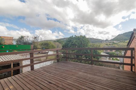 Casa à venda com 870m², 3 quartos e 6 vagas Casa à venda com 870m², 3 quartos e 6 vagasÁrea Gourmet