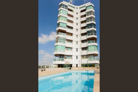 Apartamento para alugar com 83m², 2 quartos e 2 vagasÁrea comum - Piscina