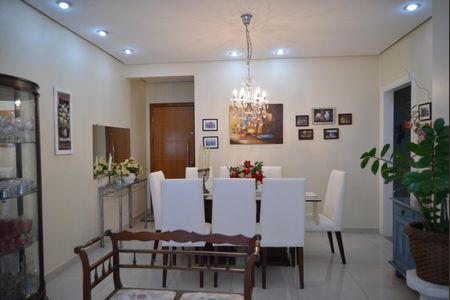 Apartamento à venda com 150m², 3 quartos e 2 vagasSala