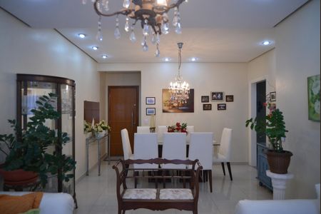 Sala de apartamento à venda com 3 quartos, 150m² em Vila Bastos, Santo André