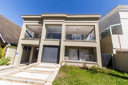 Casa de condomínio à venda com 695m², 5 quartos e 6 vagasFachada