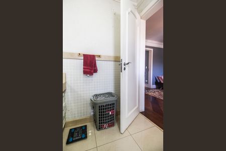 Casa de condomínio à venda com 695m², 5 quartos e 6 vagasBanheiro da Suíte 3