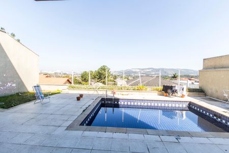 Casa de condomínio à venda com 695m², 5 quartos e 6 vagasPiscina