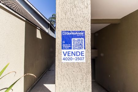Casa de condomínio à venda com 695m², 5 quartos e 6 vagasPlaca