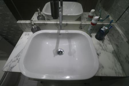 Apartamento para alugar com 73m², 2 quartos e 1 vaga Apartamento para alugar com 73m², 2 quartos e 1 vagaBanheiro Social