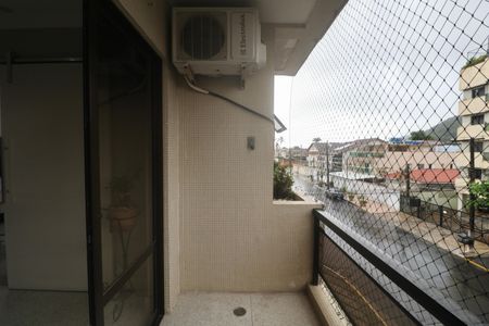 Apartamento para alugar com 73m², 2 quartos e 1 vaga Apartamento para alugar com 73m², 2 quartos e 1 vagaVaranda