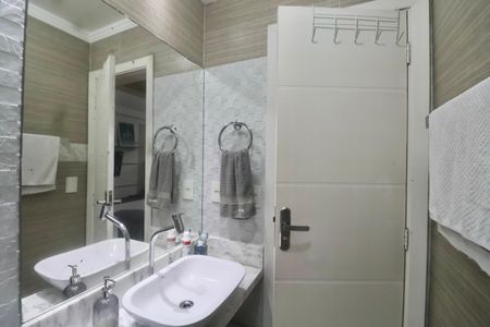 Apartamento para alugar com 73m², 2 quartos e 1 vaga Apartamento para alugar com 73m², 2 quartos e 1 vagaBanheiro Social