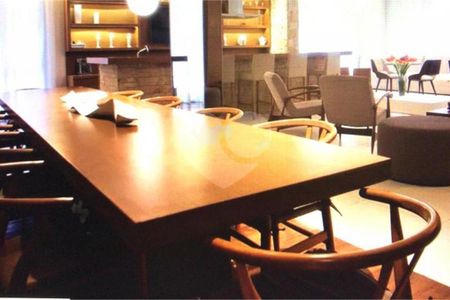 Apartamento à venda com 204m², 4 quartos e 4 vagas