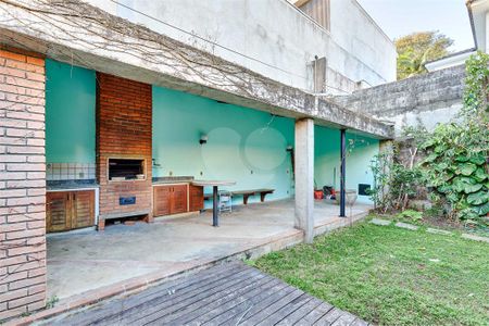 Casa à venda com 3 quartos, 231m² em Brooklin, São Paulo
