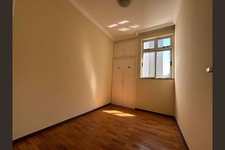 Apartamento à venda com 3 quartos, 80m² em Anchieta, Belo Horizonte