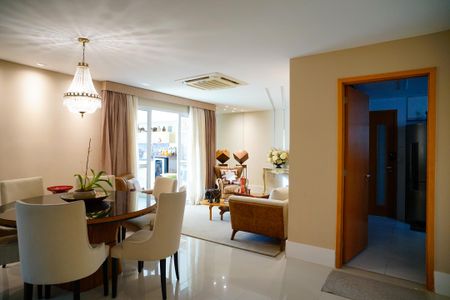 Sala de apartamento à venda com 4 quartos, 230m² em Camboinhas, Niterói