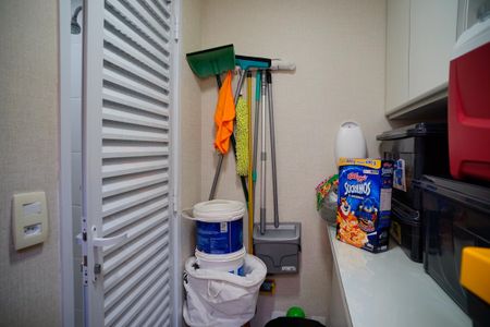 Apartamento à venda com 230m², 4 quartos e 4 vagas Apartamento à venda com 230m², 4 quartos e 4 vagasÁrea de Serviço