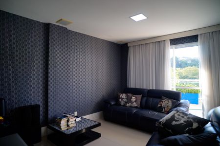 Apartamento à venda com 230m², 4 quartos e 4 vagas Apartamento à venda com 230m², 4 quartos e 4 vagasSuíte 2