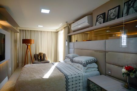 Apartamento à venda com 230m², 4 quartos e 4 vagas Apartamento à venda com 230m², 4 quartos e 4 vagasSuíte 1