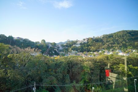 Apartamento à venda com 230m², 4 quartos e 4 vagas Apartamento à venda com 230m², 4 quartos e 4 vagasVista da área gourmet