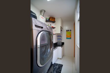 Apartamento à venda com 230m², 4 quartos e 4 vagas Apartamento à venda com 230m², 4 quartos e 4 vagasÁrea de Serviço