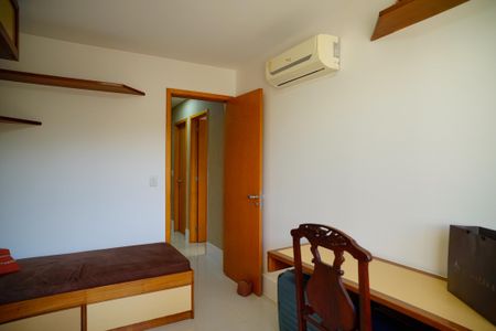 Apartamento à venda com 230m², 4 quartos e 4 vagas Apartamento à venda com 230m², 4 quartos e 4 vagasQuarto 1