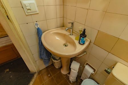Banheiro de apartamento à venda com 1 quarto, 92m² em Vila Clementino, São Paulo