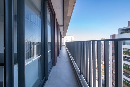 Apartamento à venda com 162m², 4 quartos e 2 vagasVaranda