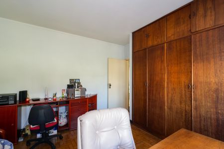 Casa à venda com 350m², 3 quartos e 2 vagasQuarto 2