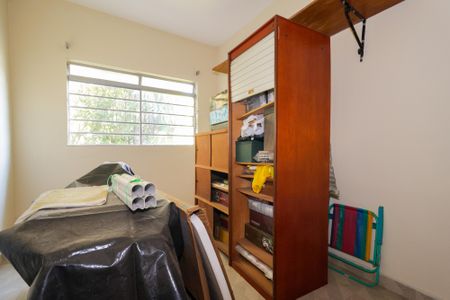 Casa à venda com 350m², 3 quartos e 2 vagasEdicula Quarto