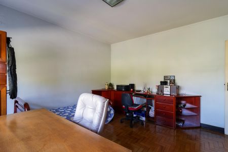 Casa à venda com 350m², 3 quartos e 2 vagasQuarto 2