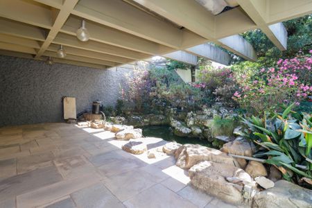 Casa à venda com 350m², 3 quartos e 2 vagasÁrea externa