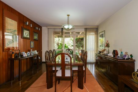 Sala de casa à venda com 3 quartos, 350m² em Jardim Guedala, São Paulo