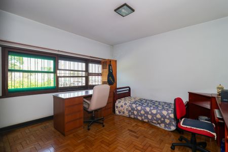 Casa à venda com 350m², 3 quartos e 2 vagasQuarto 2
