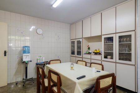 Casa à venda com 350m², 3 quartos e 2 vagasCozinha