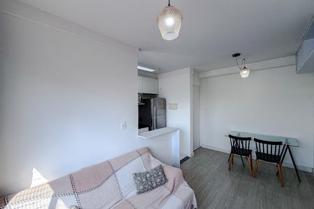 Studio para alugar com 35m², 1 quarto e sem vaga Studio para alugar com 35m², 1 quarto e sem vagaSala